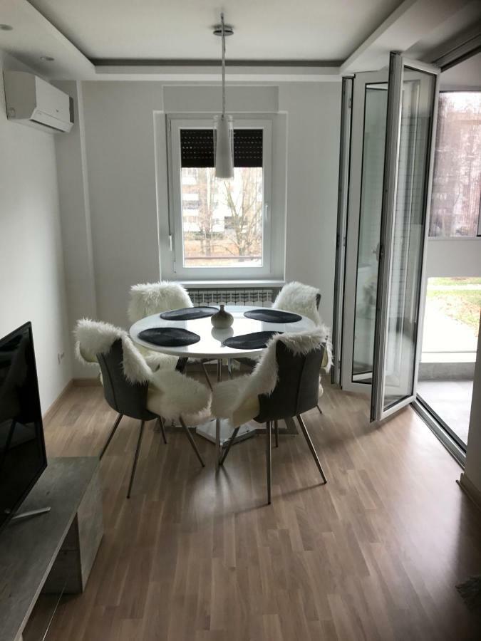 Apartman Oslo بلغراد المظهر الخارجي الصورة